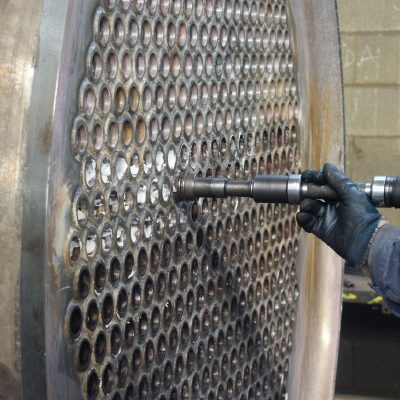 Tube expansion of a heat exchanger 